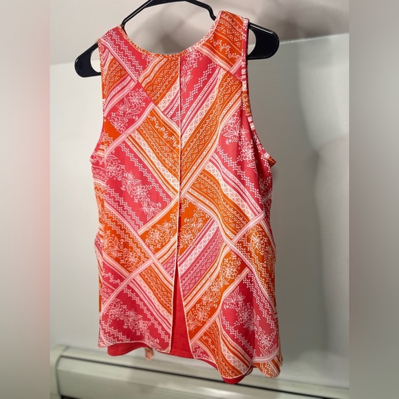 Counterparts Red and White Asymmetrical Sleeveless Tank Top - Picture 1 of 4